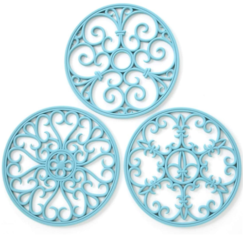 Silicone trivet mat for cup holding