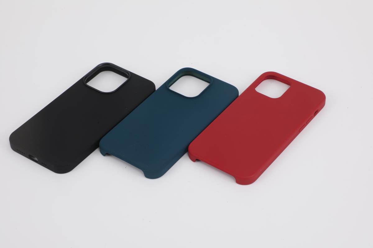 silicone phone case.jpg